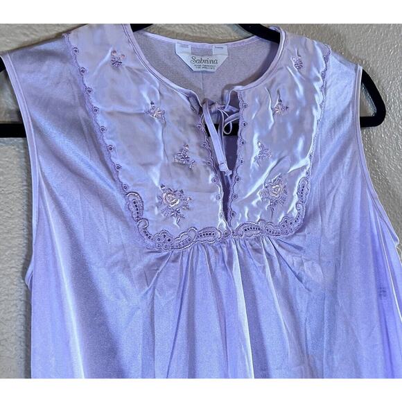 Vintage NWT Sabrina by Mervyns Small Nightgown Lavender Embroidered Trim - Picture 3 of 8